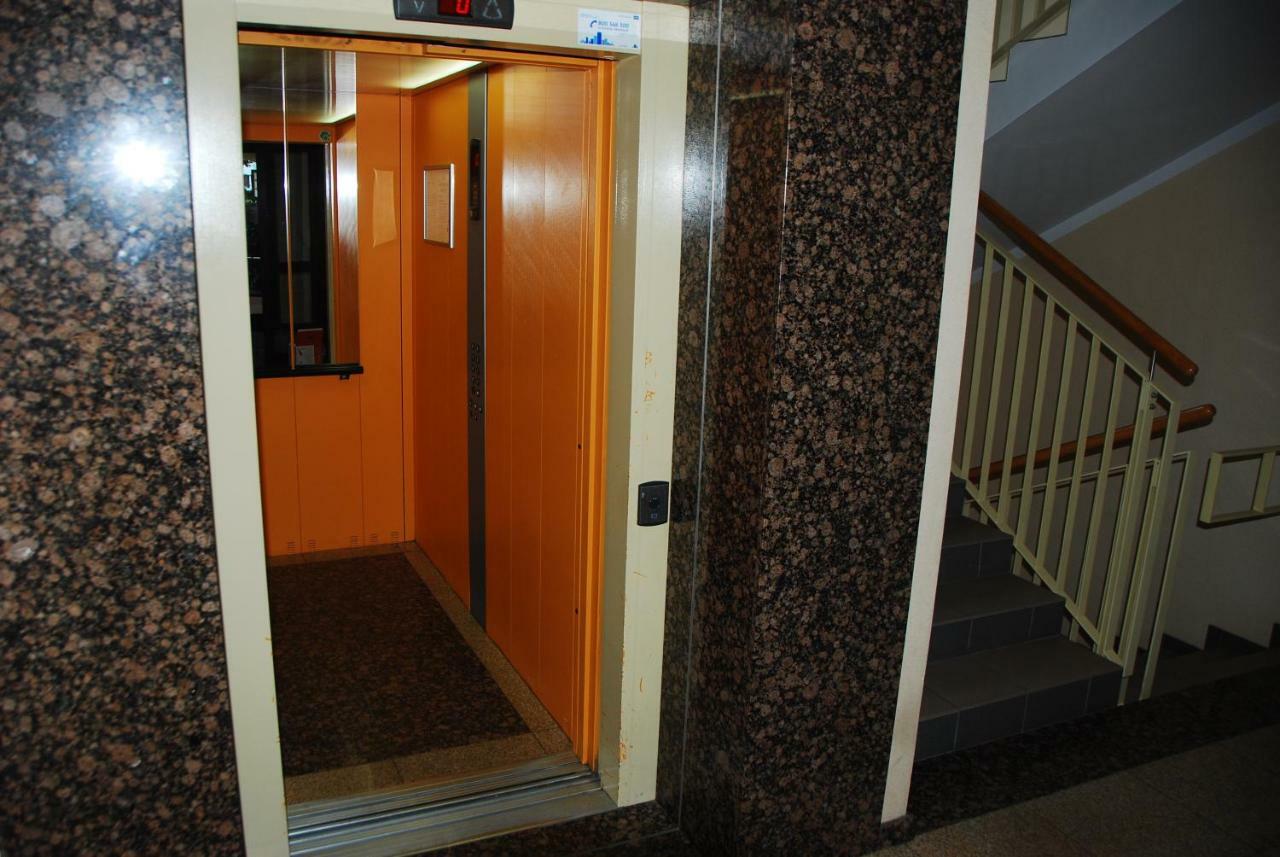 Kasztanowa Apartament Варшава Екстер'єр фото